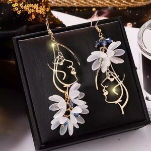 Fashion‎ flower tassel drop earrings